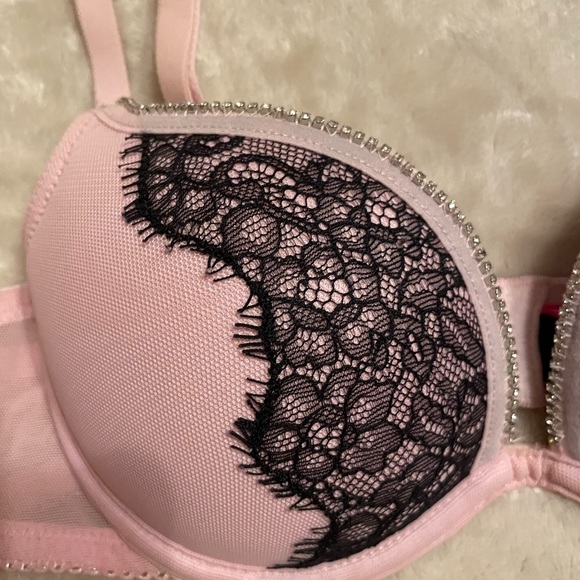 Brand new condition pink push up bra with rhinestone band lace la senza - Picture 2 of 4
